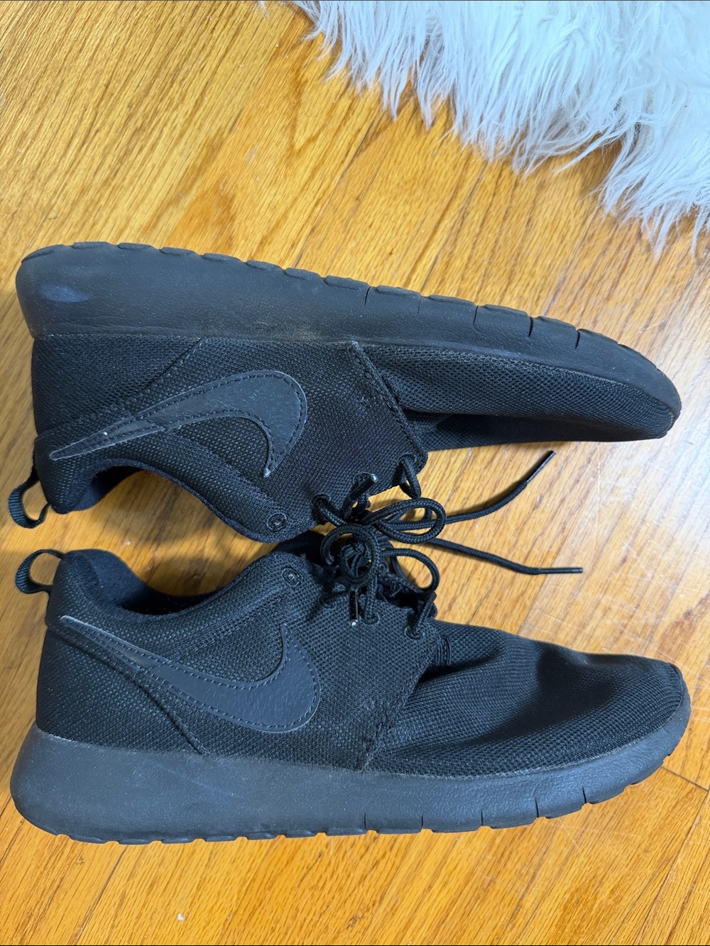 Nike Black Low-Profile Sneakers